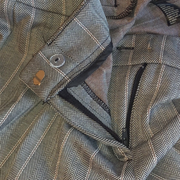 Worthington  ponte pants - Picture 7 of 7